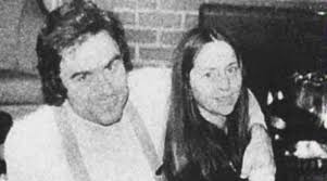 How did liz kendall meet ted bundy? Ted Bundy S Girlfriend Elizabeth Liz Kloepfer Ted Went Out A Lot In The Middle Of The Night And I Didn T Know Where He Went And I Found Things I Couldn T Understand Serialkillers
