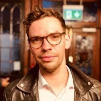 Lewis Parnell's Instagram, Twitter & Facebook