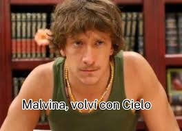 Casi Angeles Malvina Triste