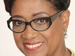 Roslyn Mcpherson's Instagram, Twitter & Facebook