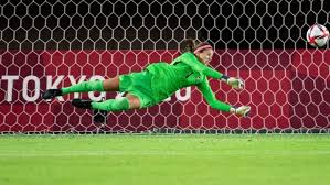 Stephanie Labbe S Penalty Saves Just The Latest Gutsy Performance By Canadian Keeper Cbc Sports