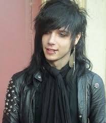 His voice, style and blond hair make it amazing. Andy Biersack Black Veil Brides Andy Andy Black Andy Biersack