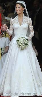 The duchess of cambridge's most memorable hairstyles | british vogue inspired by kate middleton's hair? Kate Middleton Hochzeitskleid Die Herzogin Von Cambridge Cocktail Dress Kate Wedding Dress Kate Middleton Wedding Dress Kate Middleton Wedding
