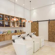 We have listings of the best tennessee hair salons and places in tennessee to get a hair cut. 39 Me Gusta 4 Comentarios Natalia Zubizarreta Nataliazubizarretainteriorismo En Instagram Quo Salon Interior Design Beauty Salon Decor Hair Salon Decor