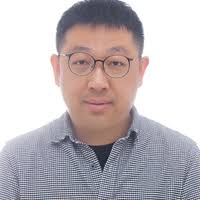 PDF) Coping with the 'double bind' through vlogging: pandemic digital  citizenship of Chinese international students