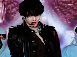 Discovered By Amira Find Images And Videos About Kpop Gif And Bts On We Heart It The App To Get Lost In What You Love Taehyung Hot Taehyung Kim Taehyung