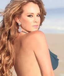 Lina Santos – Filme, Bio und Listen auf MUBI