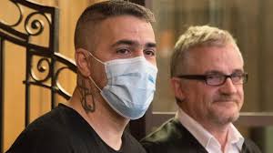In einem emotionalen post gedenkt der harte rapper bushido seiner mutter. Bushido Zeugenaussage Im Prozess Gegen Abou Chaker Wird Zur Erinnerung An Die Anfange Stern De