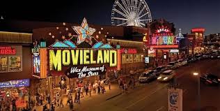 At the holiday inn niagara falls we offer affordable, inclusive one or two night niagara falls hotel vacation packages, each with its own sets of features so you can get the type of niagara falls vacation you want to experience. Clifton Hill In Niagara Falls Ontario