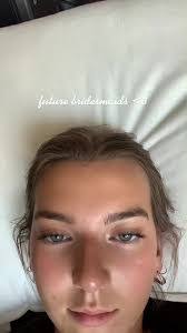 Lee Pelletier's Instagram, Twitter & Facebook