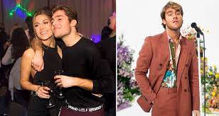 May 21, 2021 · benjamin ingrosso, 23, är namnet på allas läppar. Benjamin Ingrosso Hyllar Relationen Till Bianca I Ny Singel