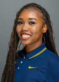 Jada Robinson's Instagram, Twitter & Facebook