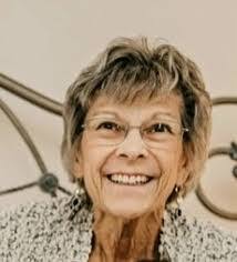 Denise Broda's Instagram, Twitter & Facebook