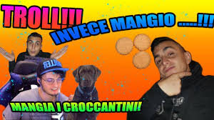 Oggi siamo tornati con la ruota della sfortuna, è stato veramente difficile ma io e diego ci abbiamo provato! Mangio Cibo Per Cani Per Ogni Kill Di Diego Abusivo E Invece Youtube