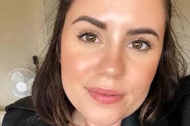 So i started scouring the internet trying to find a way to. Everything You Need To Know About Ombre Powder Brows Flare