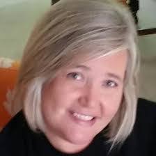 Sarah Powley's Instagram, Twitter & Facebook