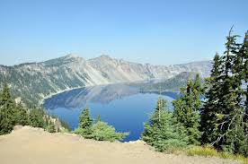 Starting on the crater lake east rim drive near the phantom ship overlook, take the pinnacles road 1.2 miles until you see the plaikni falls trailhead on your left.the plaikni falls trail is an easy 2.0. Crater Lake National Park Oregon Amerikas Tiefster See
