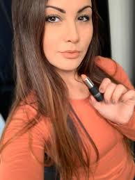 Long wearing matte caramel lip product recommendations?