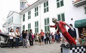 12, jakarta pusat yang dibuka dari jam 08.30 sampai 14.30 pada hari selasa, rabu, kamis, dan minggu. 7 Tempat Wisata Di Jakarta Barat Dari Museum Hingga Ice Skating Okezone Travel