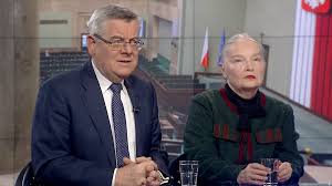 Ma troje dzieci i mieszka z rodziną na powiślu w warszawie. Tomasz Nalecz I Jadwiga Staniszkis W Faktach Po Faktach Fakty Po Faktach