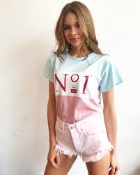 Czy można wypromować markę bez pomocy influencerów? Plny Lala Our Bestselling No1 Back In Stock The Classic No1 Pastel Tee Is Back In All Sizes Www Plnylala Pl Facebook