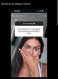 Everyone else just loves kaz? The looks,the hair, her confidence  &everything🥹