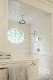 To Da Loos Let S Get Around To Using Round Windows In The Bathroom Bathroom Inspiration Bathrooms Remodel Bathroom Design