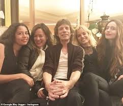 Mick jagger — gotta get a grip 04:04. Georgia May Jagger Ist Eine Hommage Vater Mick Mark Seinen 77 Geburtstag Aktuelle Boulevard Nachrichten Und Fotogalerien Zu Stars Sternchen