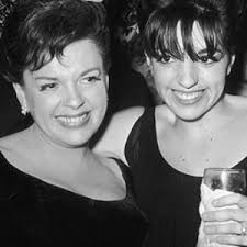 One girl's tribute to the goddesses who inspire her jessica lange, bernadette peters, donna murphy, judy garland, liza minnelli, annette bening, julianne moore, helen mirren, angela lansbury, kate winslet, elaine. Judy Garland And Liza Minnelli Musik Videos Statistiken Und Fotos Last Fm