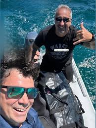Diving Cocos Islands with my friends Felipe from "Sea Masters" and Carlos  from "Innoceana" 🇨🇷😎👊 @seamastersgalapagosyachtagency @innoceana  @mcecinnoceana @regis_technical_diving #innoceana #seamastersgalapagos  #cocos #cocosilands #cocosdiving ...
