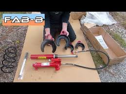 Cet outil permet aux mécaniciens et mécaniciennes de métier, aux concessionnaires et aux bricoleuses et bricoleurs amateurs de changer ressorts et amortisseurs de manière sécuritaire et professionnelle. Test D Un Compresseur De Ressort Hydraulique 1t Youtube