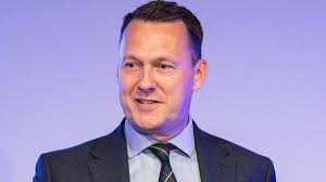 STEPHEN DAISLEY'S HOLYROOD SKETCH: Parliamentary pin-up? Findlay promises  to be a Tory pugilist too