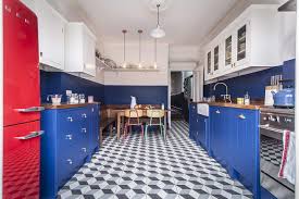 Make it sleek and modern or warm and traditional by changing the style of cabinets. 26 Kitchen Paint Color Ideas You Can Easily Copy