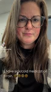 Laura Bradshaw's Instagram, Twitter & Facebook