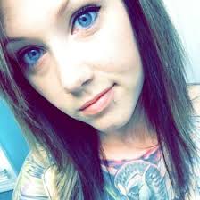 Larissa Keith (laruhoo)