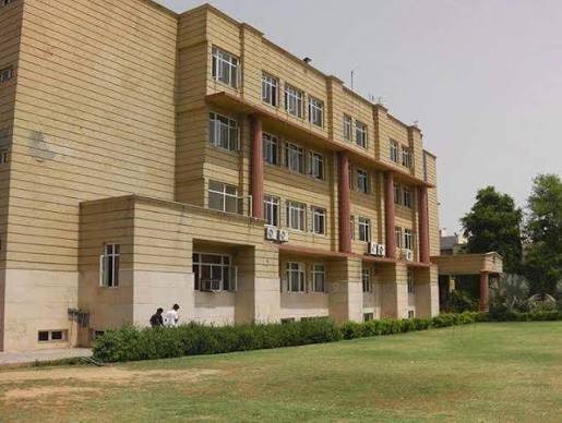 Summer Fields School, Greater Kailash