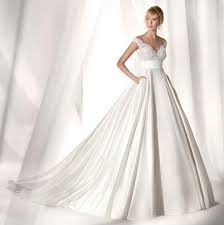 Nicole spose realizza abiti da sposa per rendere ancora più bello e indimenticabile il giorno del sì. Nicole Abiti Da Sposa 2019 Abito Da Sposa A Trapezio Vestiti Da Cerimonia Nuziale Sposa