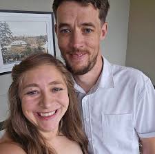 Izzy's Pizza Similarity to The Hill Buffet in Newport