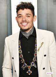In 2015, he originated the dual roles of john laurens and philip hamilton in the broadway musical. Anthony Ramos And His Dolce Gabbana Jewelry At 2020 Oscars Anthony Ramos Fashion Anthony