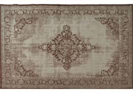 Offering an impressive collection of bed covers, quilts, embroidered quilts, etc. Vintage Orient Teppich Beige Antiquity