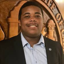 Malik Thornton's Instagram, Twitter & Facebook