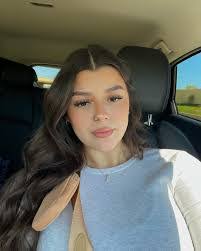 Vanessa Delarosa's Instagram, Twitter & Facebook