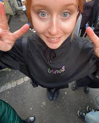 Sara Bak (@ikkesarabak) • Instagram photos and videos