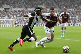 Sign up to nufc tv to watch the latest newcastle videos including match highlights, team news and interviews with the manager and players. A Fa5furbb Mom