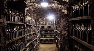 Maybe you would like to learn more about one of these? Zoom Sur La Cave A Vin Enterree