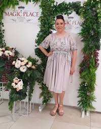 Nu ma poti cumpara cu o geanta. Oana Roman Ce Å£inutÄ Cum S A ImbrÄcat La Nunta Lui Brigitte Si Florin PastramÄ Foto Stiri Mondene