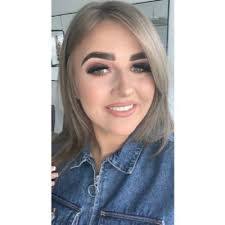 Karla Connor's Instagram, Twitter & Facebook