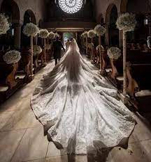 Maybe you would like to learn more about one of these? Jede Menge Kristalle Jede Menge Kritik Victoria Swarovski S 800 000 Euro Brautkleid Womenweb De