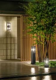 Moderne Aussenleuchten Der Serie Garonne Perfekt Fur Den Eingansbereich Und Garten Trio Leuchten In 2020 Schone Beleuchtung Aussenleuchten Outdoor Leuchten