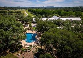 Tip any fat that has collected in the tin into a heatproof while the duck is resting, make the sauce. Texas Luxury Axis Hunt Free Range Family Expeditions